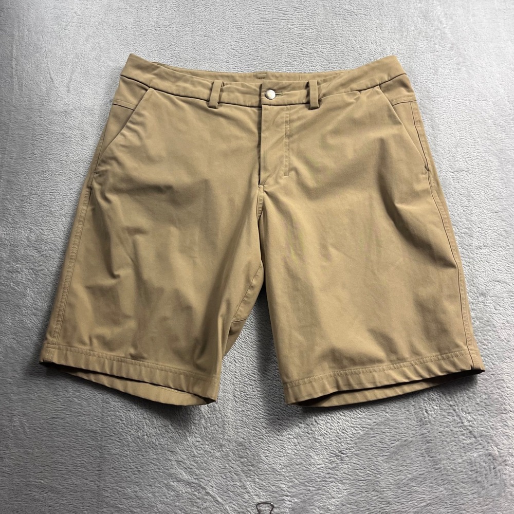 Lululemon Mens Commission Shorts Khaki Tan Chino Golf 9 Inch Inseam Size 36